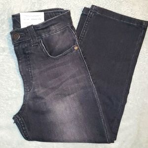 Black Wash, knit denim skinny jean.